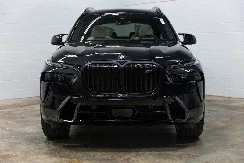 new 2025 BMW X7 car, priced at $117,325