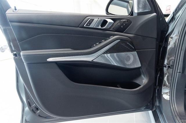 new 2026 BMW X7 car, priced at $126,075