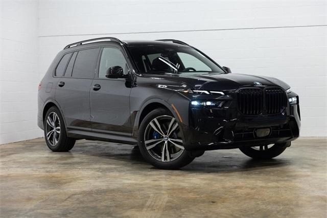 new 2025 BMW X7 car, priced at $97,065