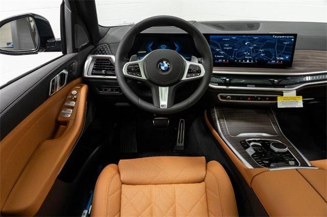 new 2025 BMW X7 car, priced at $97,065