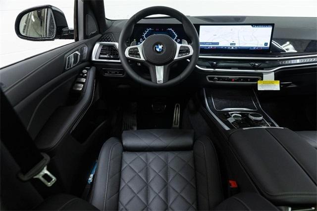 new 2025 BMW X7 car, priced at $96,625