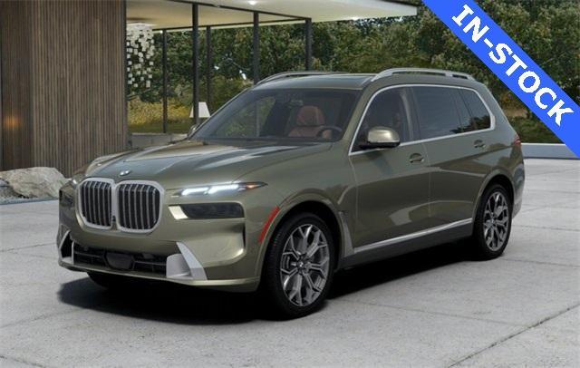 new 2025 BMW X7 car, priced at $92,885