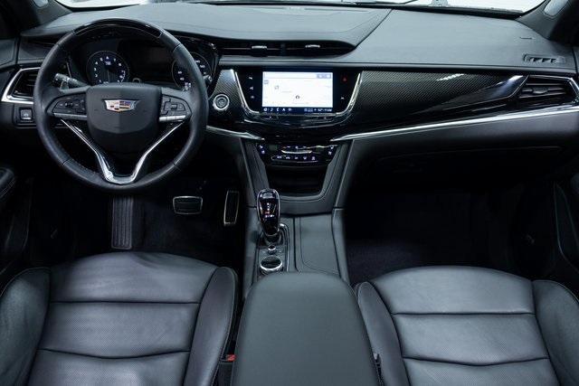 used 2022 Cadillac XT6 car, priced at $39,990
