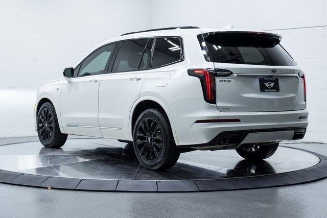 used 2022 Cadillac XT6 car, priced at $39,990