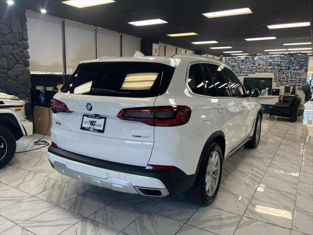 used 2020 BMW X5 car, priced at $30,998