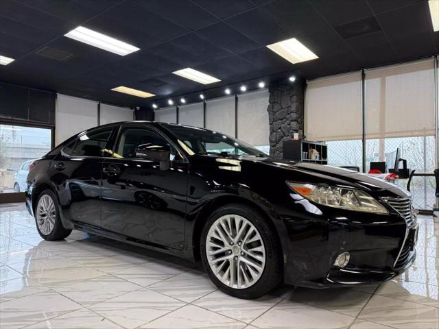 used 2013 Lexus ES 350 car, priced at $13,998