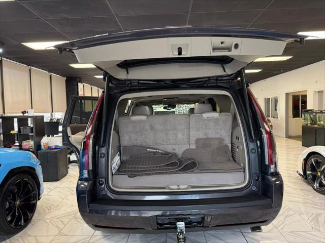 used 2015 Cadillac Escalade car, priced at $23,998