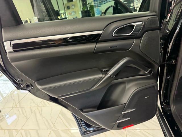 used 2018 Porsche Cayenne car, priced at $30,998