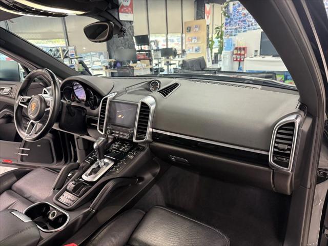 used 2018 Porsche Cayenne car, priced at $30,998