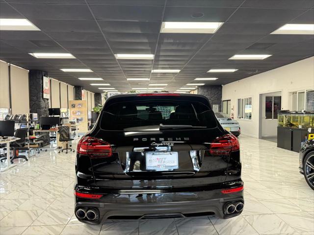 used 2018 Porsche Cayenne car, priced at $30,998