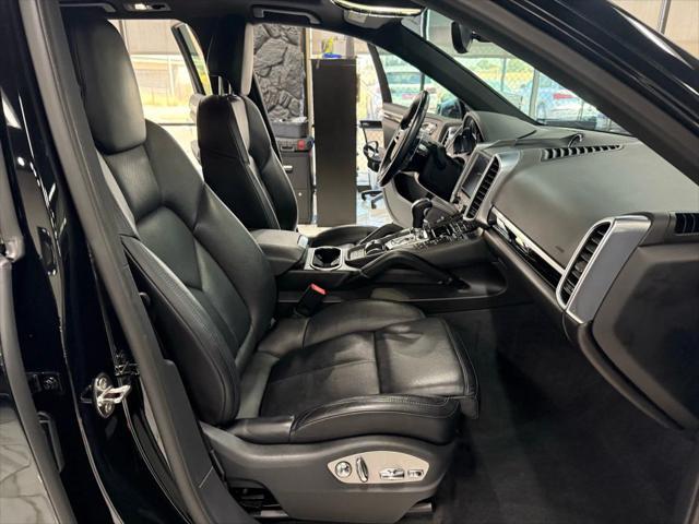 used 2018 Porsche Cayenne car, priced at $30,998