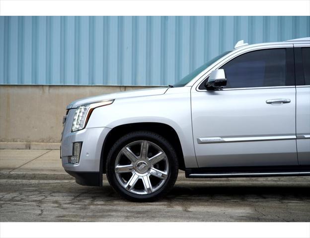 used 2018 Cadillac Escalade car, priced at $28,995