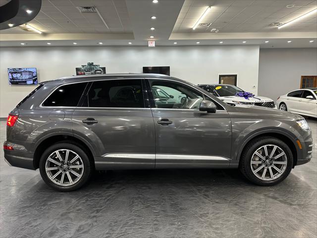 used 2019 Audi Q7 car, priced at $22,988