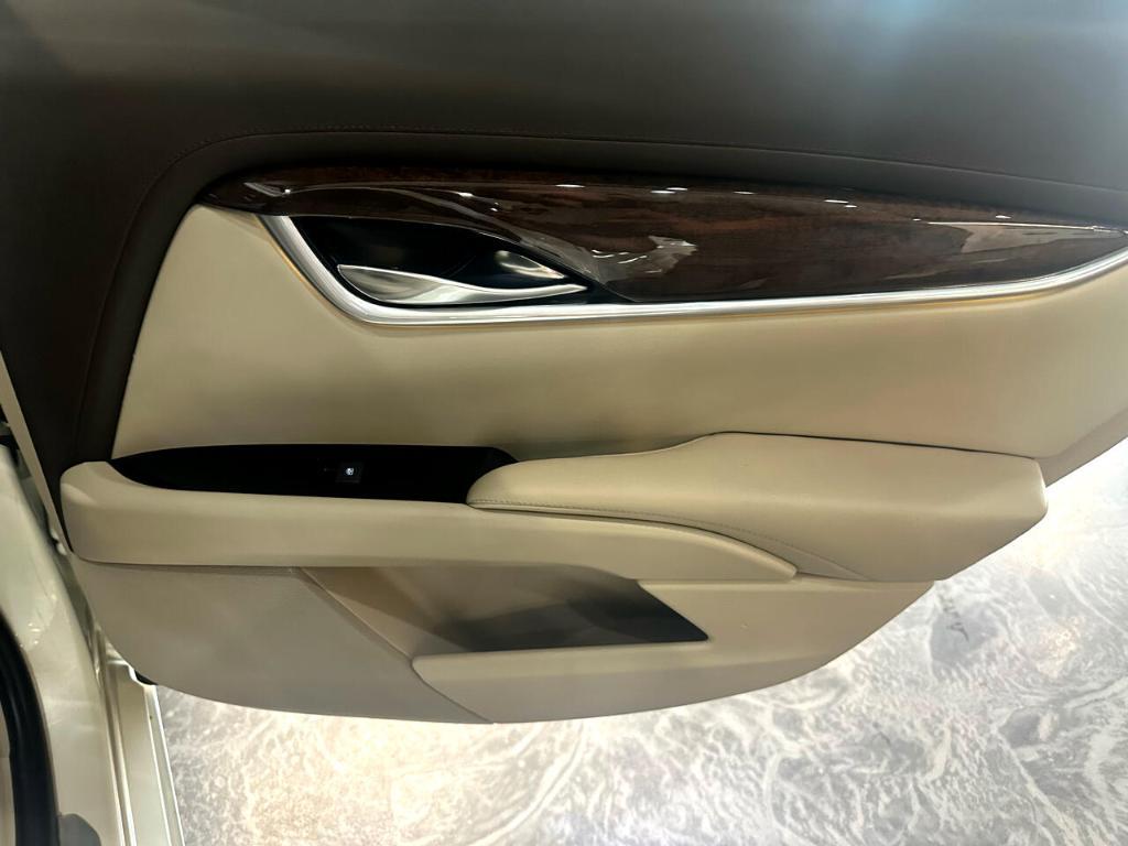 used 2013 Cadillac XTS car, priced at $10,499
