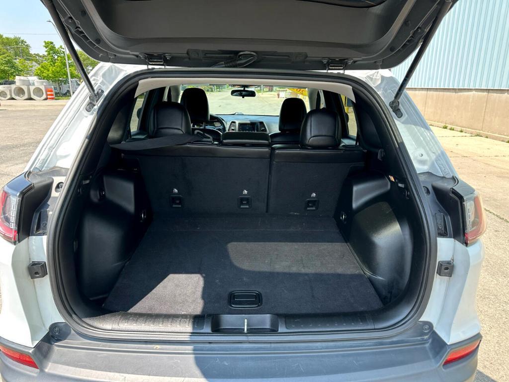 used 2019 Jeep Cherokee car, priced at $13,995