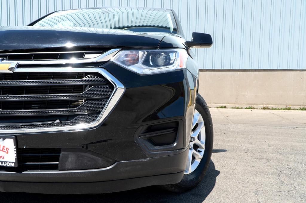 used 2020 Chevrolet Traverse car, priced at $17,995