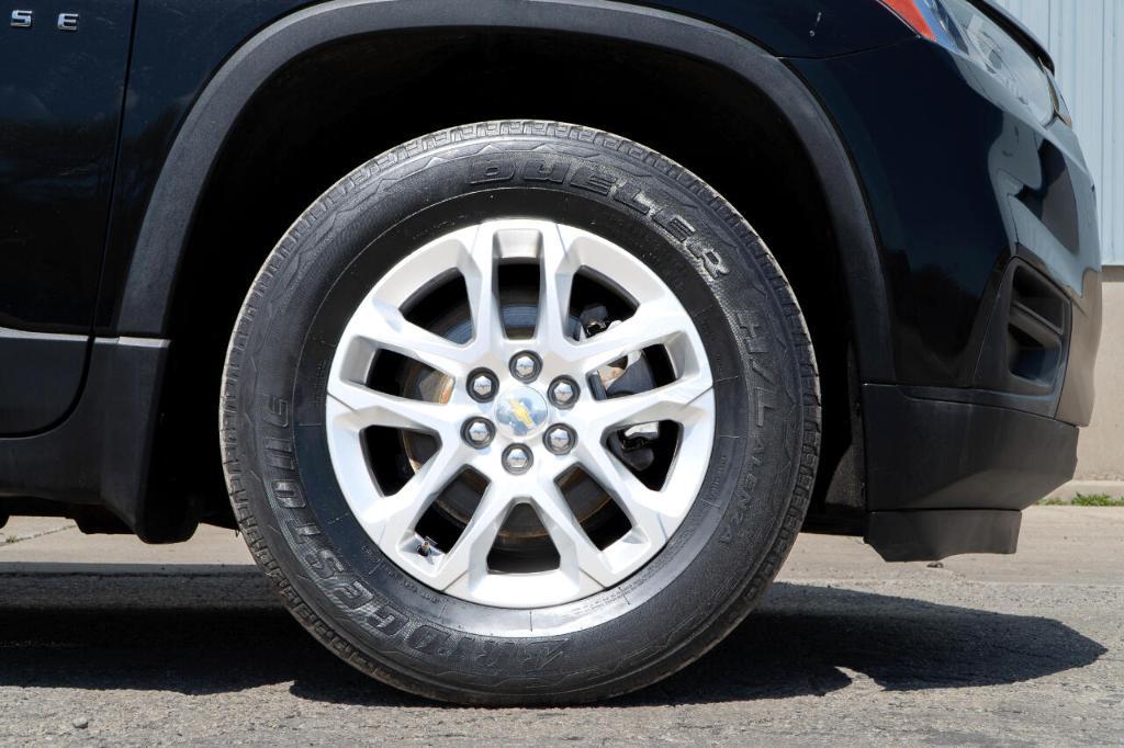 used 2020 Chevrolet Traverse car, priced at $17,995