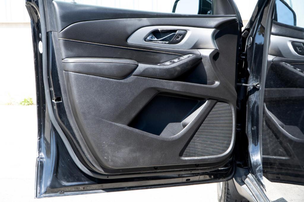 used 2020 Chevrolet Traverse car, priced at $17,995