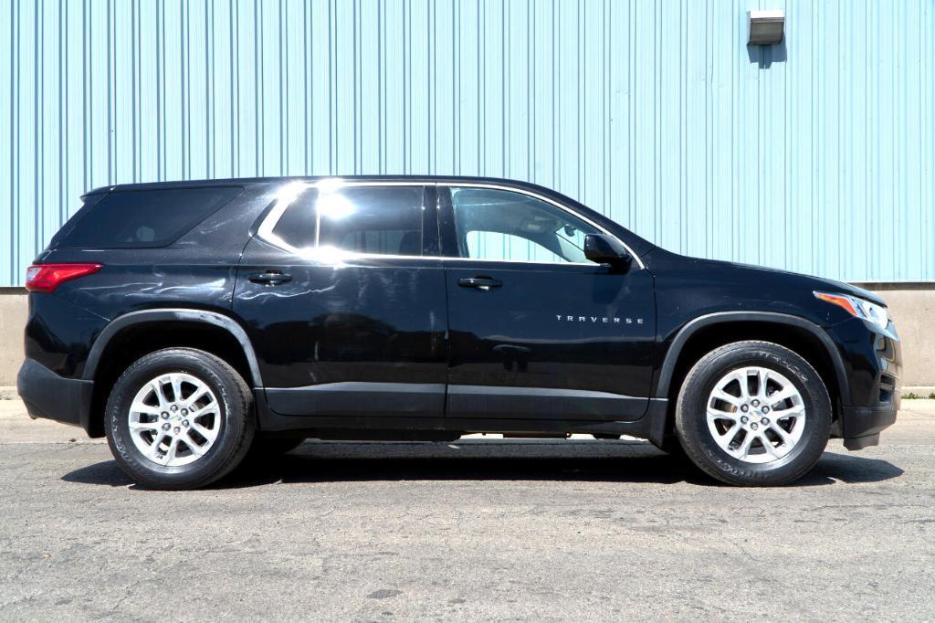 used 2020 Chevrolet Traverse car, priced at $17,995