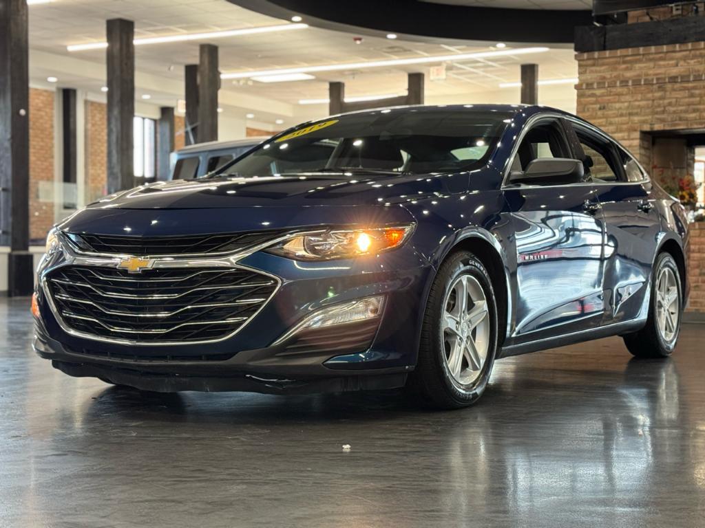 used 2019 Chevrolet Malibu car, priced at $9,988