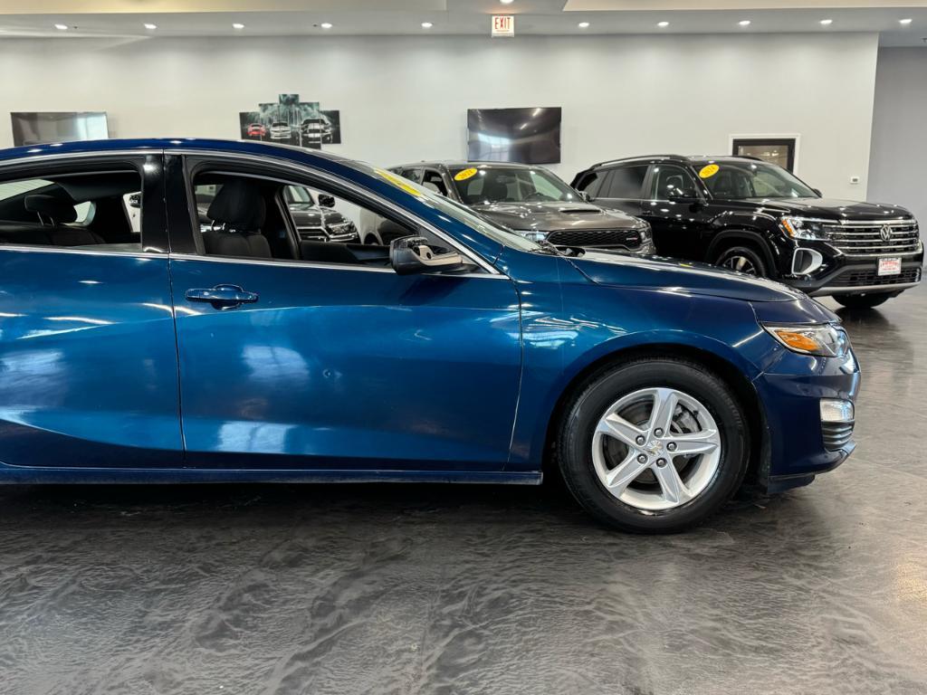 used 2019 Chevrolet Malibu car, priced at $9,988