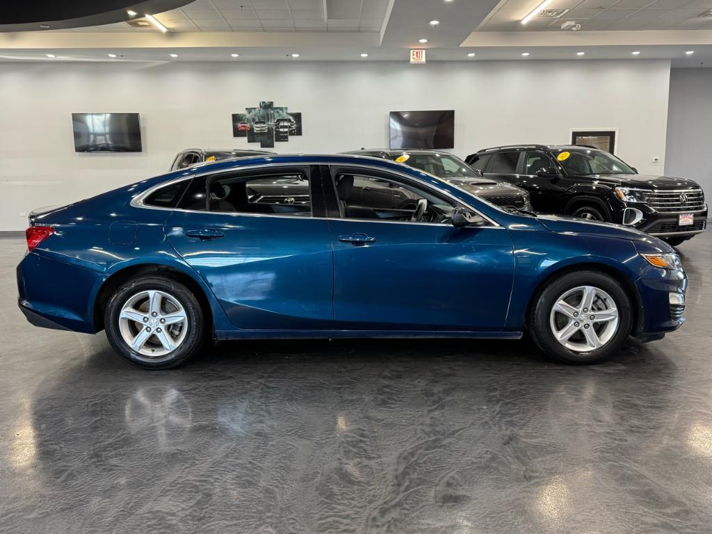 used 2019 Chevrolet Malibu car, priced at $9,988