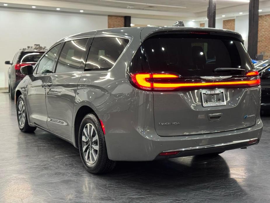 used 2022 Chrysler Pacifica Hybrid car, priced at $19,988