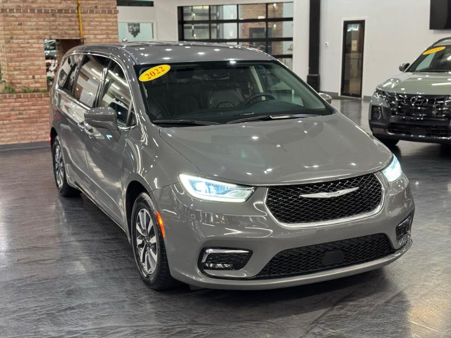 used 2022 Chrysler Pacifica Hybrid car, priced at $19,988