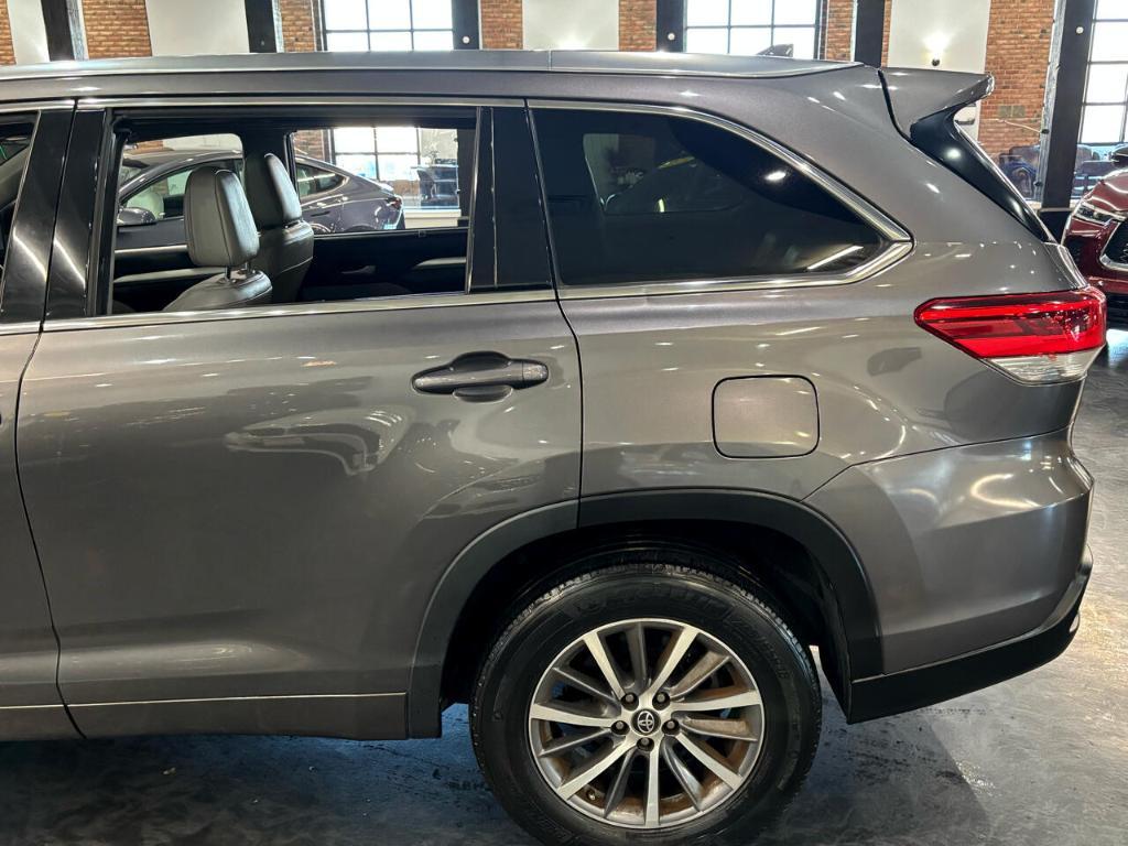 used 2018 Toyota Highlander car, priced at $19,988