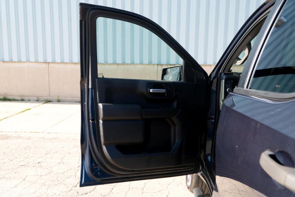 used 2022 Chevrolet Silverado 1500 car, priced at $26,995