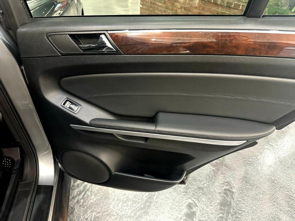 used 2010 Mercedes-Benz M-Class car, priced at $8,999