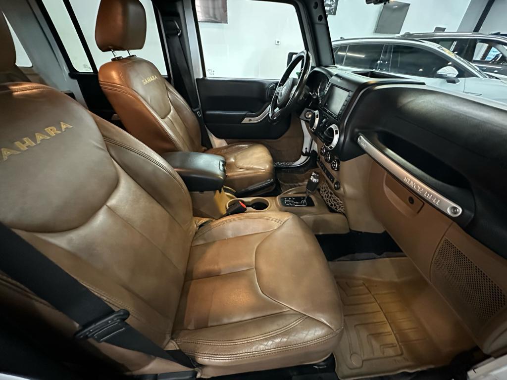 used 2015 Jeep Wrangler Unlimited car, priced at $15,995
