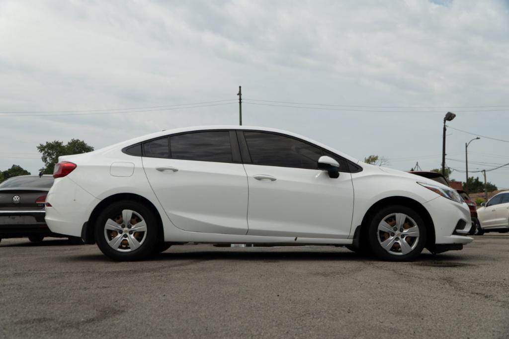 used 2018 Chevrolet Cruze car, priced at $6,288