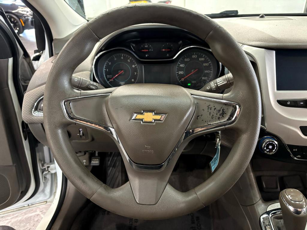 used 2018 Chevrolet Cruze car