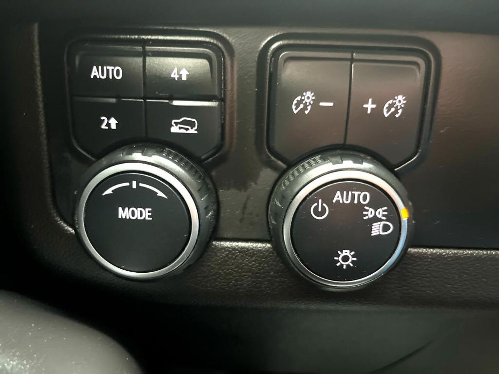 used 2022 Chevrolet Tahoe car, priced at $43,995