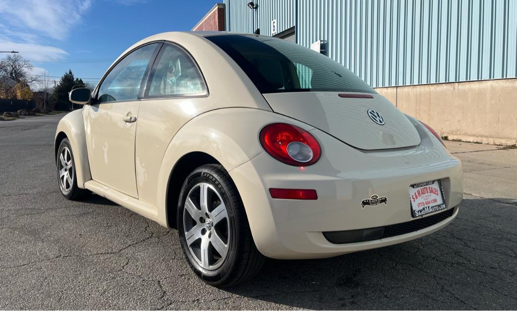 used 2006 Volkswagen New Beetle car, priced at $4,995