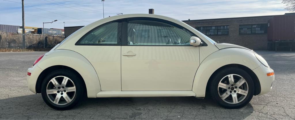 used 2006 Volkswagen New Beetle car, priced at $4,995