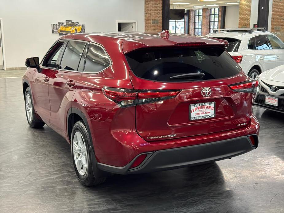 used 2020 Toyota Highlander car, priced at $25,988