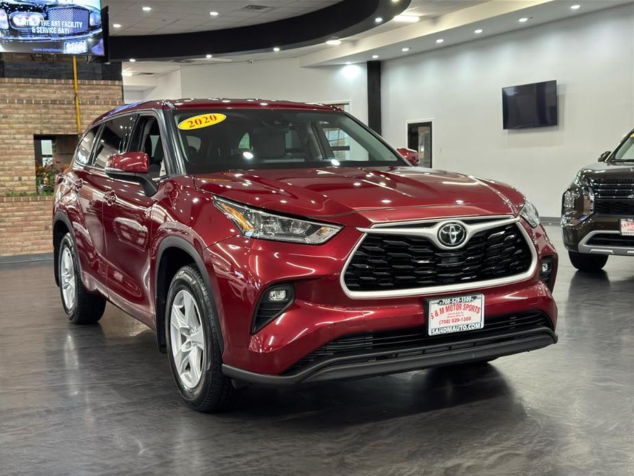 used 2020 Toyota Highlander car, priced at $25,988