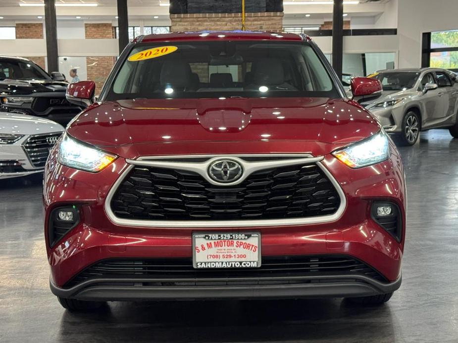 used 2020 Toyota Highlander car, priced at $25,988