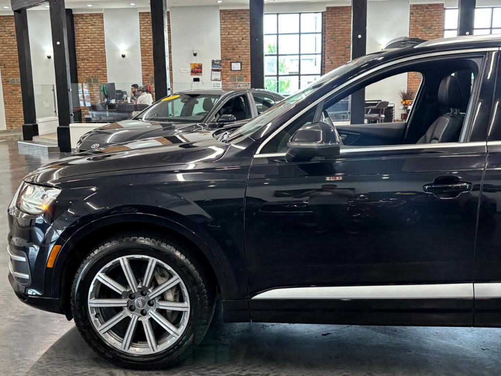 used 2018 Audi Q7 car, priced at $17,488