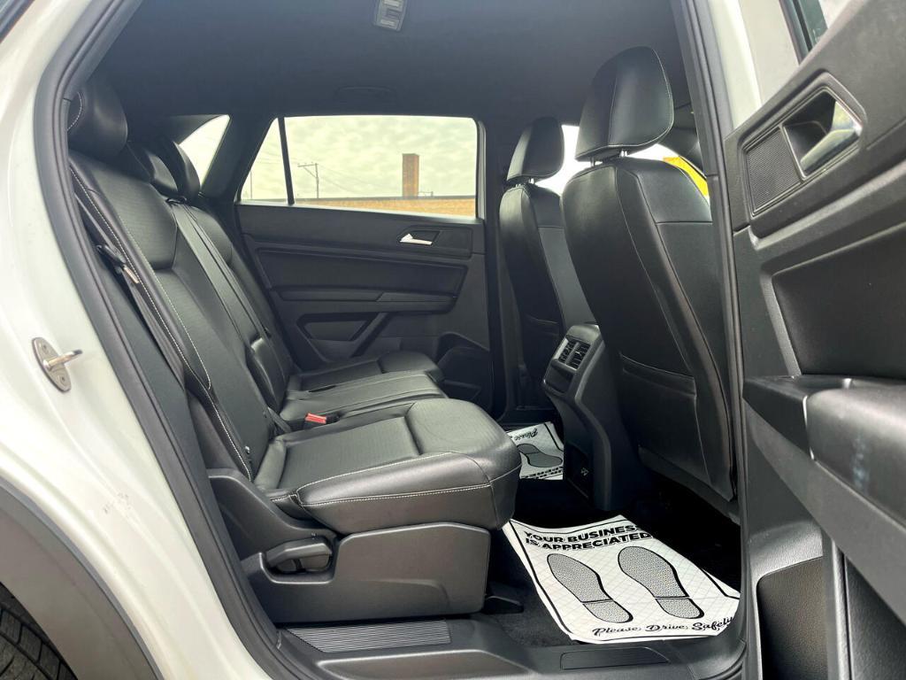 used 2020 Volkswagen Atlas Cross Sport car, priced at $23,995