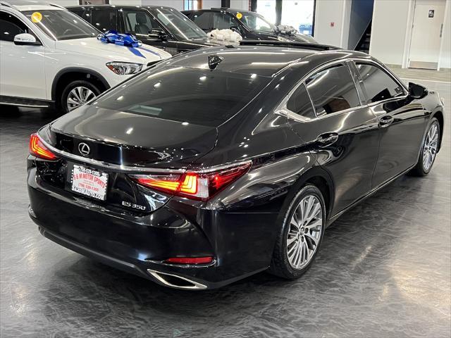 used 2020 Lexus ES 350 car, priced at $28,988