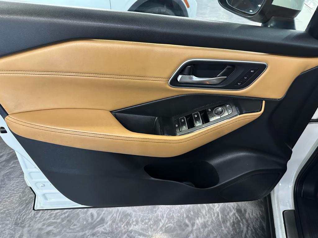 used 2021 Nissan Rogue car