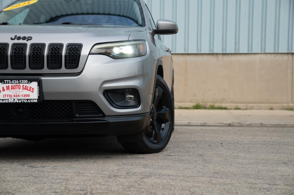 used 2021 Jeep Cherokee car, priced at $13,995