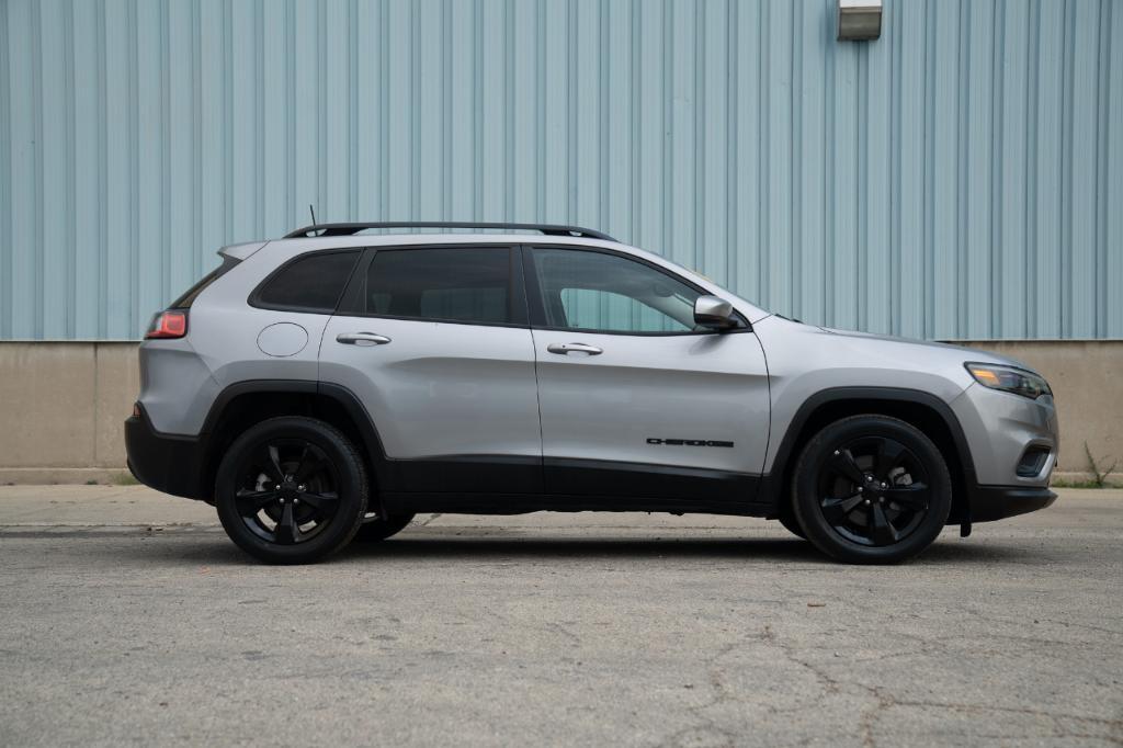 used 2021 Jeep Cherokee car, priced at $13,995
