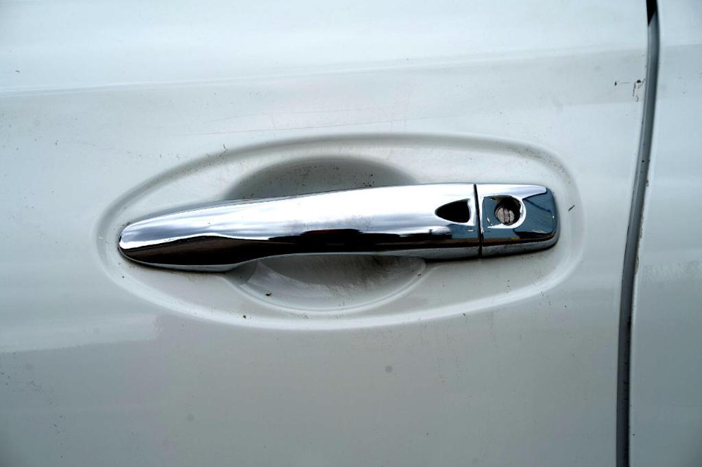 used 2020 Nissan Rogue car, priced at $19,395
