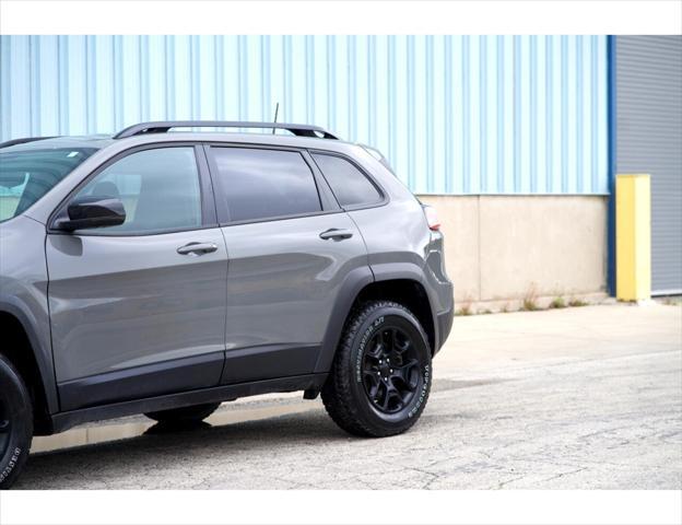 used 2022 Jeep Cherokee car, priced at $23,998