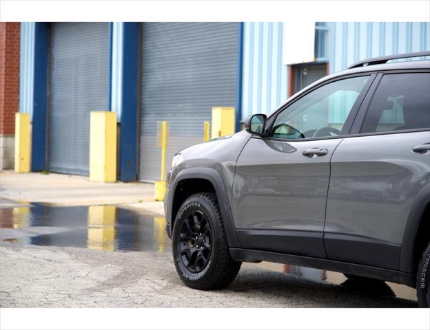 used 2022 Jeep Cherokee car, priced at $23,998