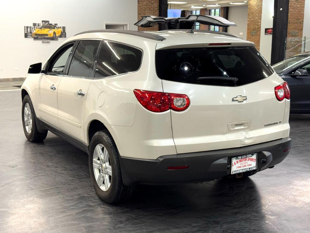 used 2011 Chevrolet Traverse car, priced at $5,488